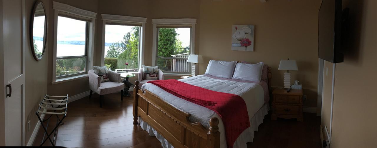 Bella Luna Bed And Breakfast West Kelowna Zewnętrze zdjęcie